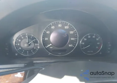 2003 Mercedes-Benz E 320 from USA, damaged, VIN WDBUF65J73X111952